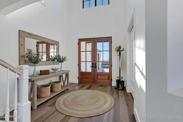 a view of an entryway with a house