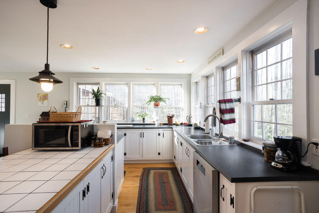 1 Trafton Mill Road York, ME 03902 - Photo 9 of 57 1 Trafton Mill Rd, York