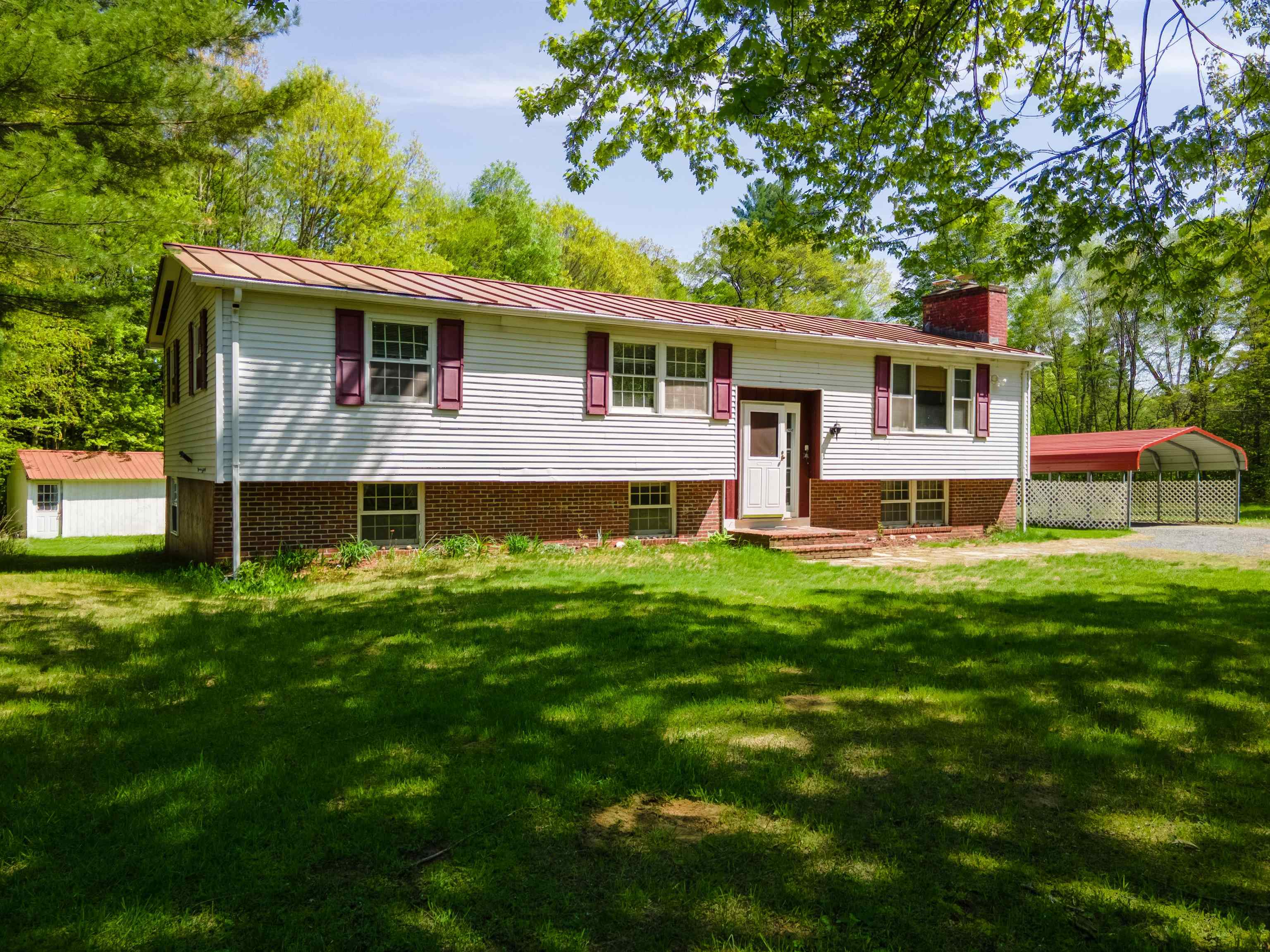 4729 Us Route 5 Springfield, VT 05156 - Photo 1 of 42 Gallery Image 1
