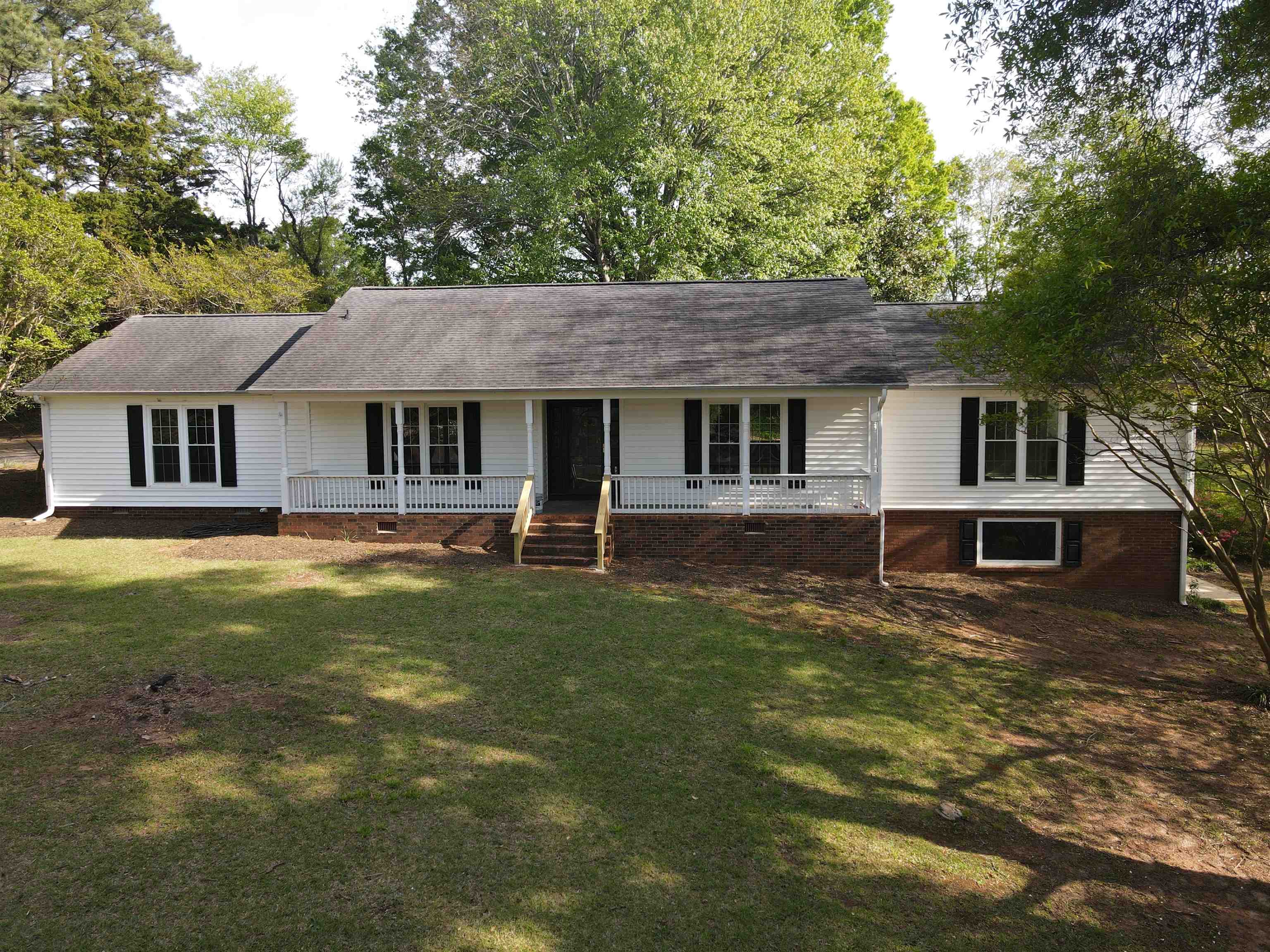 385 State Rd S-42-7065 Campobello, SC 29322 - Photo 1 of 47
