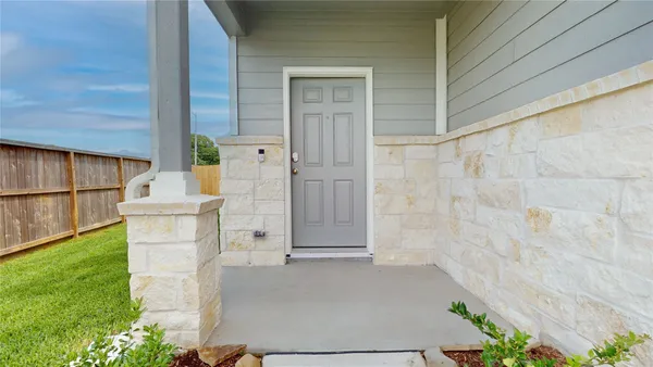 $2,100 | 23422 Honey Spade Road, Hockley, TX 77447