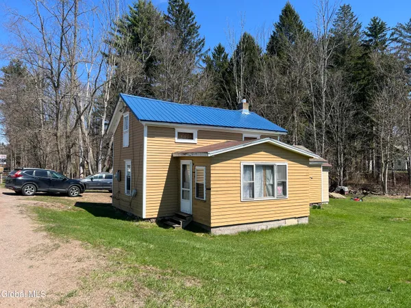 $49,900 | 7492 Mill Road, Vienna, NY 13042