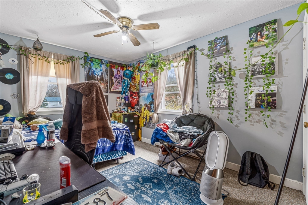 21 Victor Road Framingham, MA 01702 - Photo 10 of 33