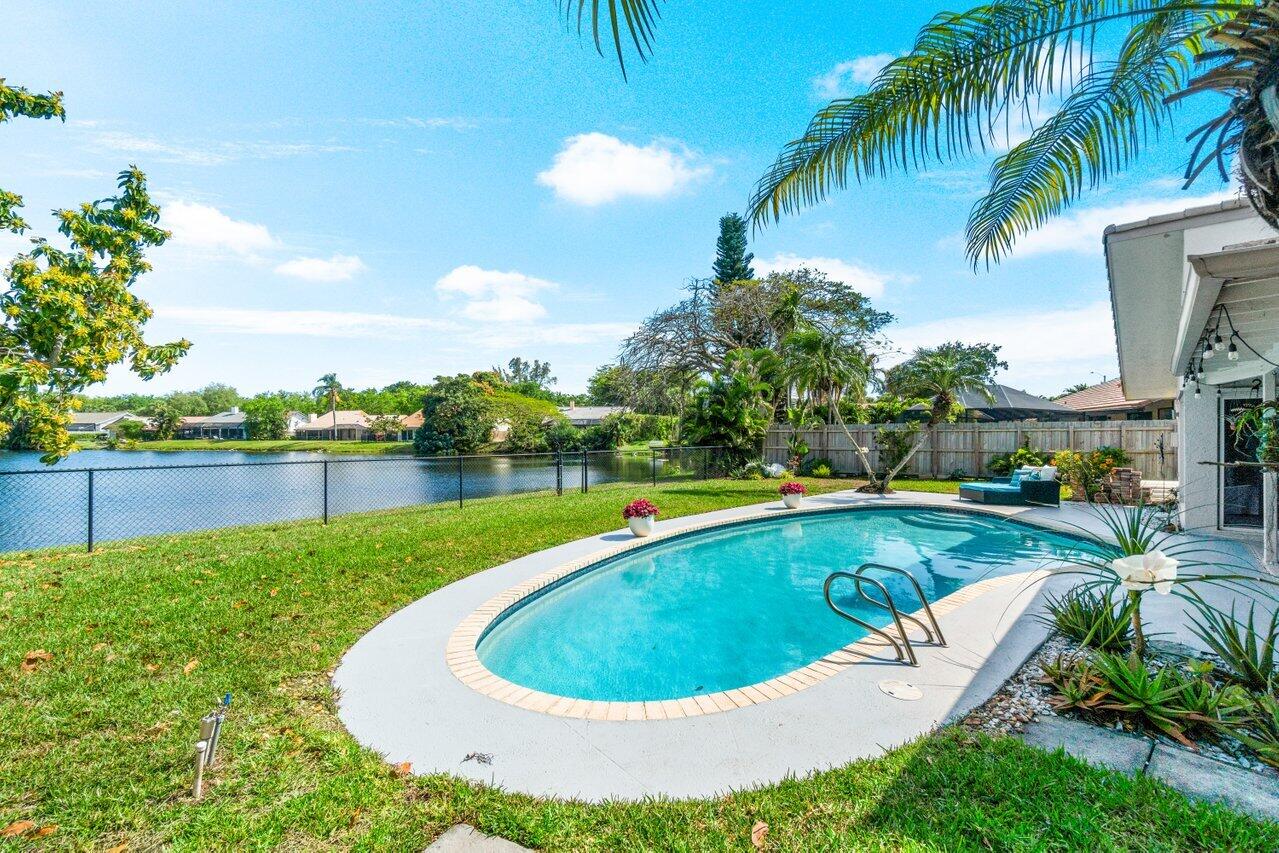 21176 Escondido Way North Boca Raton, FL 33433 - Photo 42 of 72 040-21176EscondidoWayNorth-BocaRaton-FL-