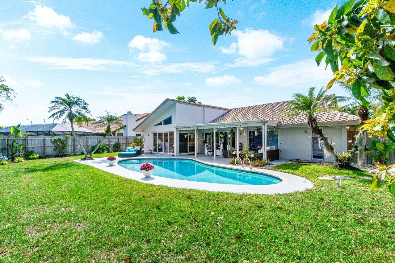 21176 Escondido Way North Boca Raton, FL 33433 - Photo 52 of 72 046-21176EscondidoWayNorth-BocaRaton-FL-