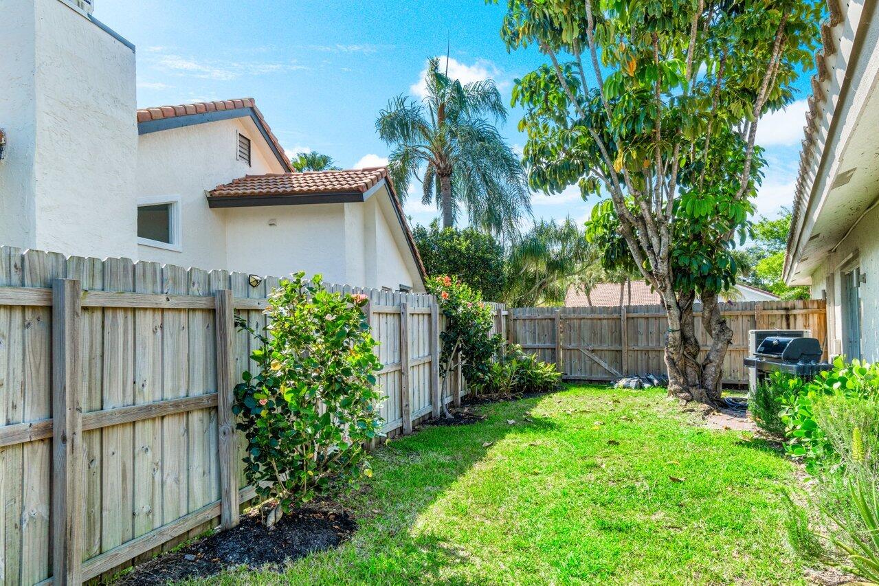 21176 Escondido Way North Boca Raton, FL 33433 - Photo 60 of 72 047-21176EscondidoWayNorth-BocaRaton-FL-