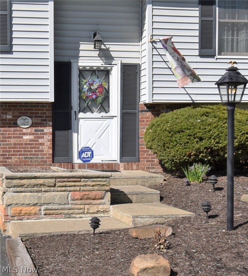 1266 North Road Southeast Warren, OH 44484 - Photo 7 of 35 Gallery Image 7