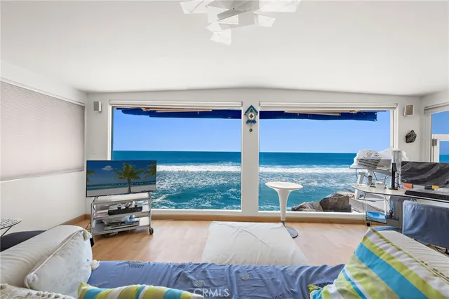 $1,799,000 | 1880 North El Camino Real, Unit 2, San Clemente, CA 92672