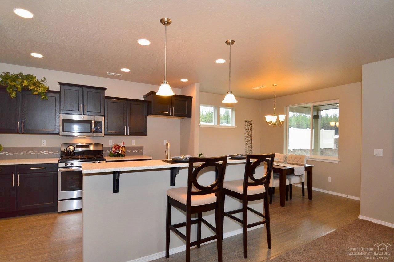 61816 Southeast Rolo Court Bend, OR 97702 - Photo 14 of 20 Home will be similar to photo/rendering
