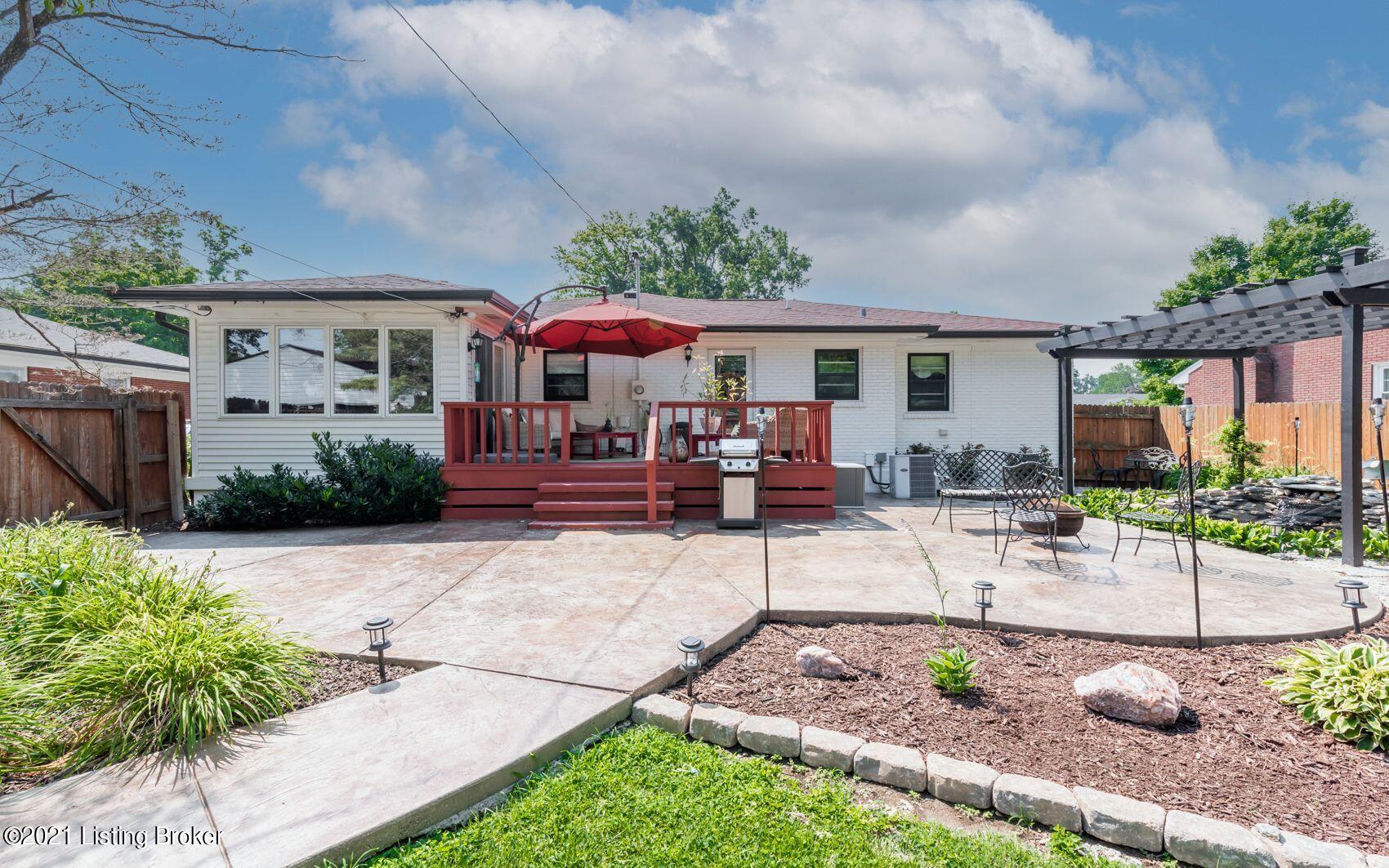 4317 Wingate Road Louisville, KY 40207 - Photo 6 of 39 win 51