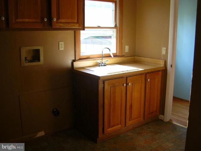 5046 Ridge Road Spotsylvania, VA 22551 - Photo 8 of 8 Laundry Area 1