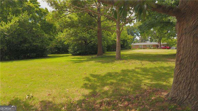2875 Lower Roswell Road Marietta, GA 30068 - Photo 8 of 12 Gallery Image 8