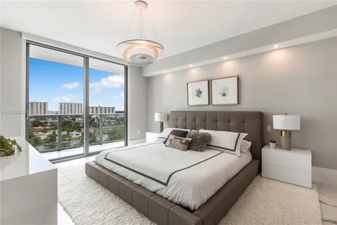 $1,280,000 | 300 Sunny Isles Boulevard, Unit 4806, Sunny Isles Beach, FL 33160