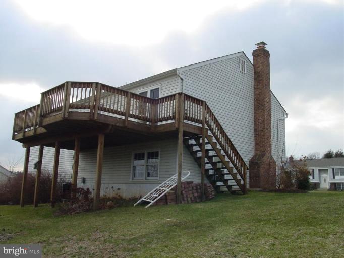 305 Spring Gate Court Mount Airy, MD 21771 - Photo 13 of 23 Back yard
