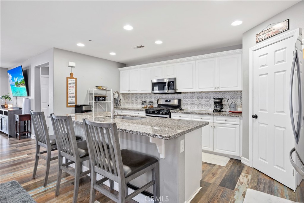 3319 Appalachian Drive Perris, CA 92570 - Photo 8 of 40