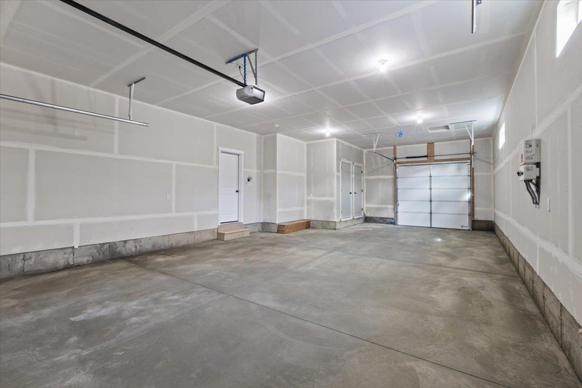 2115 East 33rd Avenue Spokane, WA 99203 - Photo 29 of 30