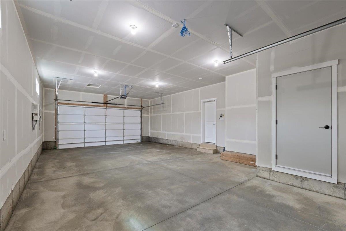 2115 East 33rd Avenue Spokane, WA 99203 - Photo 30 of 30