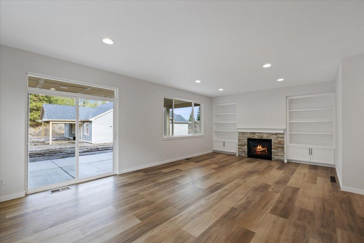 2115 East 33rd Avenue Spokane, WA 99203 - Photo 6 of 30