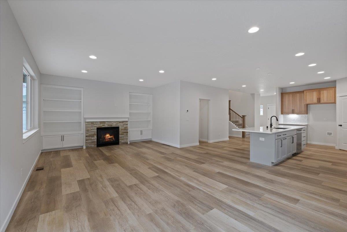 2115 East 33rd Avenue Spokane, WA 99203 - Photo 7 of 30