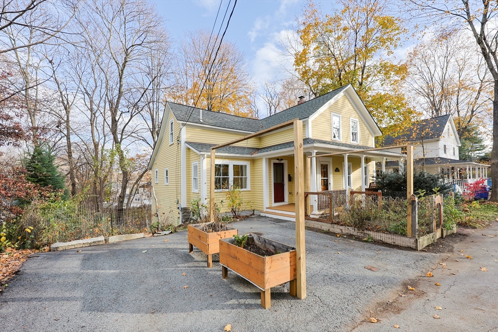 12 Walcott Street Maynard, MA 01754 - Photo 2 of 36 Gallery Image 2