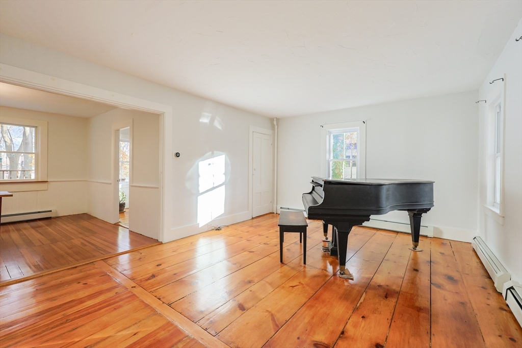12 Walcott Street Maynard, MA 01754 - Photo 7 of 36 Gallery Image 7