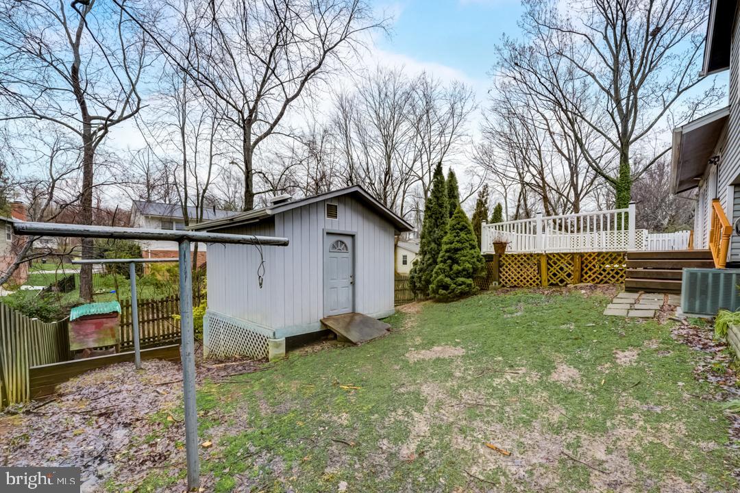 7215 Willow Oak Place Springfield, VA 22153 - Photo 12 of 30