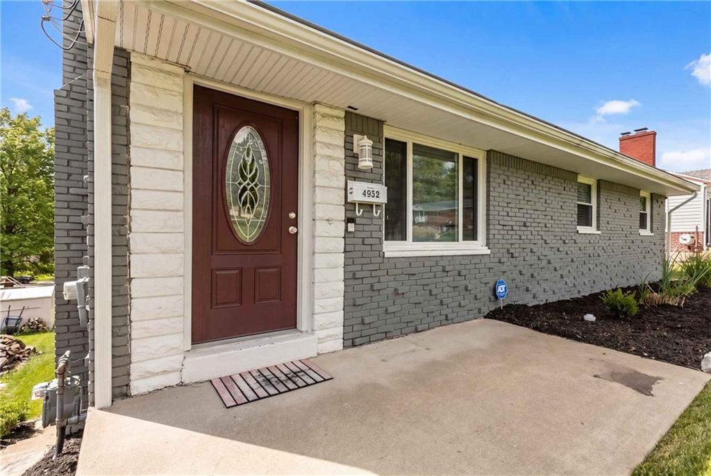 4952 McAnulty Road Pittsburgh, PA 15236 - Photo 2 of 32 Gallery Image 2