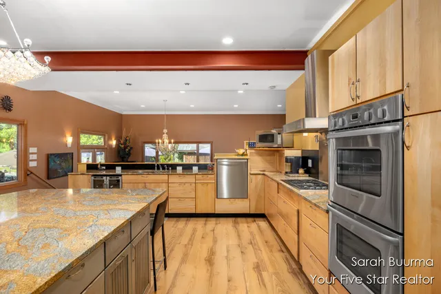 $999,950 | 8201 Cherry Valley Avenue Southeast, Caledonia, MI 49316