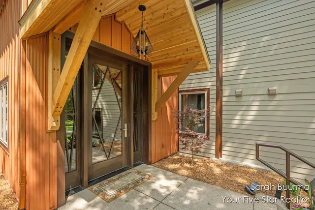 $999,950 | 8201 Cherry Valley Avenue Southeast, Caledonia, MI 49316