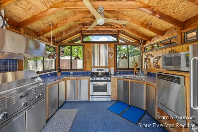 $999,950 | 8201 Cherry Valley Avenue Southeast, Caledonia, MI 49316