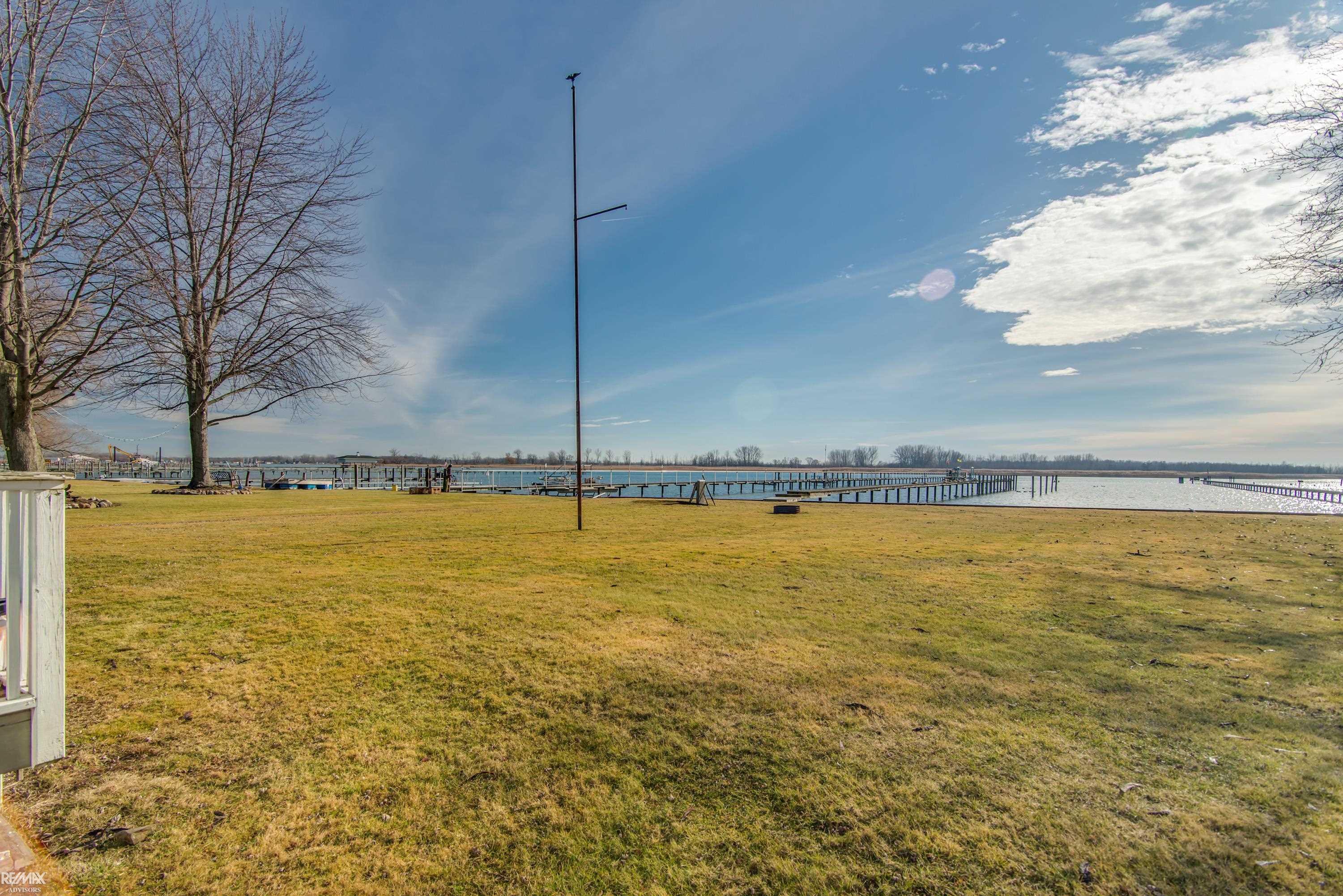 6123 Pointe Tremble Road Algonac, MI 48001 - Photo 41 of 44 50181103-c7f43059-4dfe-474c-bf7d-37d3112a5322.JPG