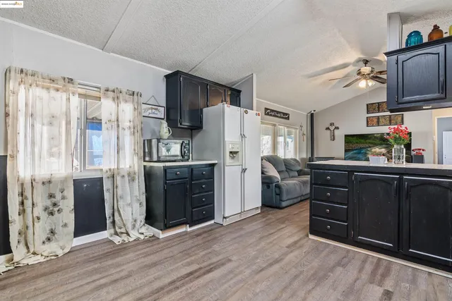 $160,000 | 3752 Porter Circle, Unit 25, Bethel Island, CA 94511