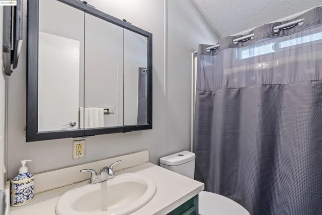 $160,000 | 3752 Porter Circle, Unit 25, Bethel Island, CA 94511