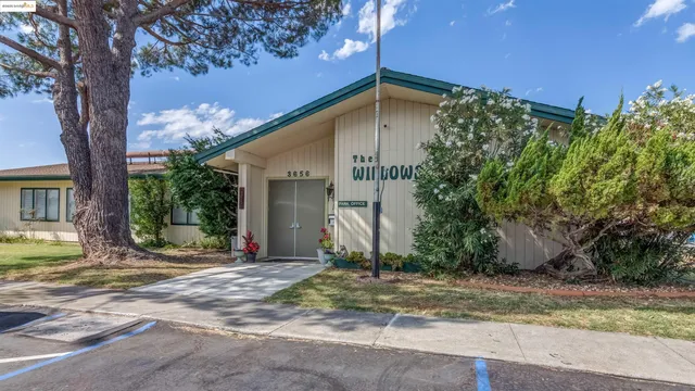 $160,000 | 3752 Porter Circle, Unit 25, Bethel Island, CA 94511