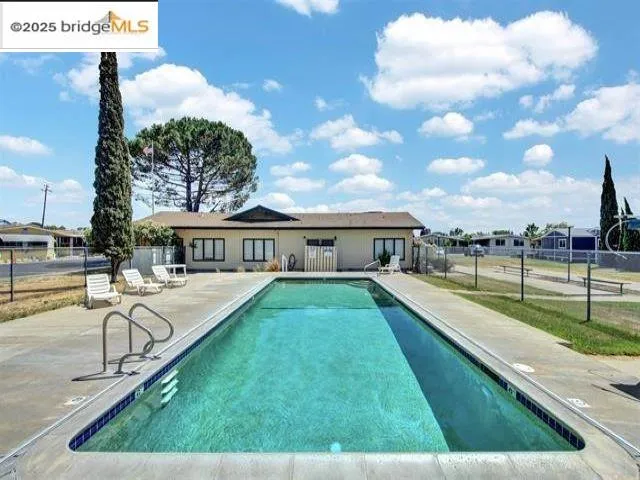 $160,000 | 3752 Porter Circle, Unit 25, Bethel Island, CA 94511