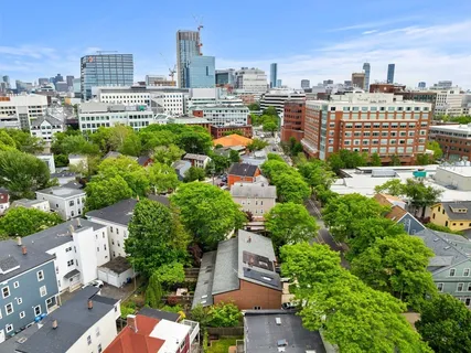 $1,499,000 | 67 B Hampshire Street, Cambridge, MA 02139