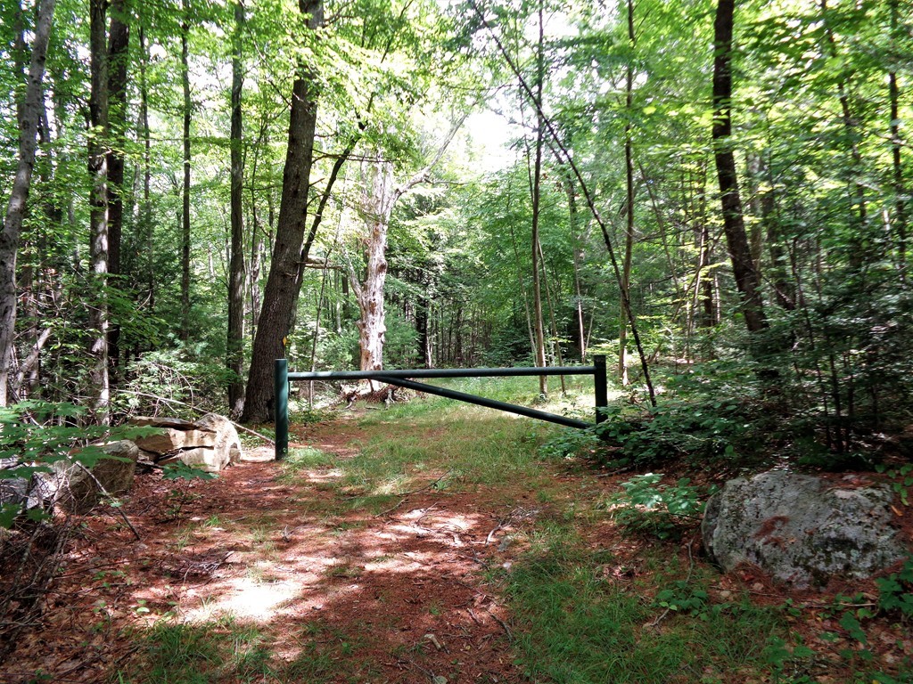 40 Glendale Road Sturbridge, MA 01518 - Photo 10 of 16