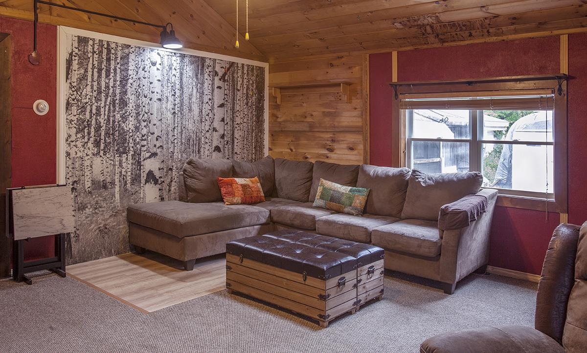 321 Mammoth Road Londonderry, NH 03053 - Photo 3 of 19 Gallery Image 3