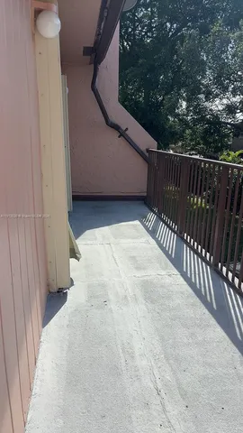 $322,900 | 19 Matador Lane, Unit 622, Davie, FL 33324