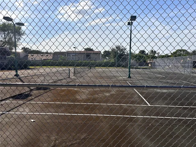 $322,900 | 19 Matador Lane, Unit 622, Davie, FL 33324