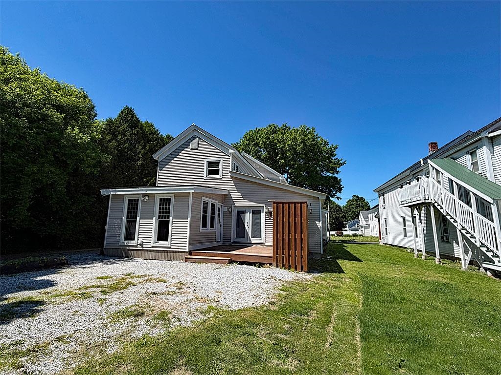 80 Crescent Street Rutland, VT 05701 - Photo 4 of 40