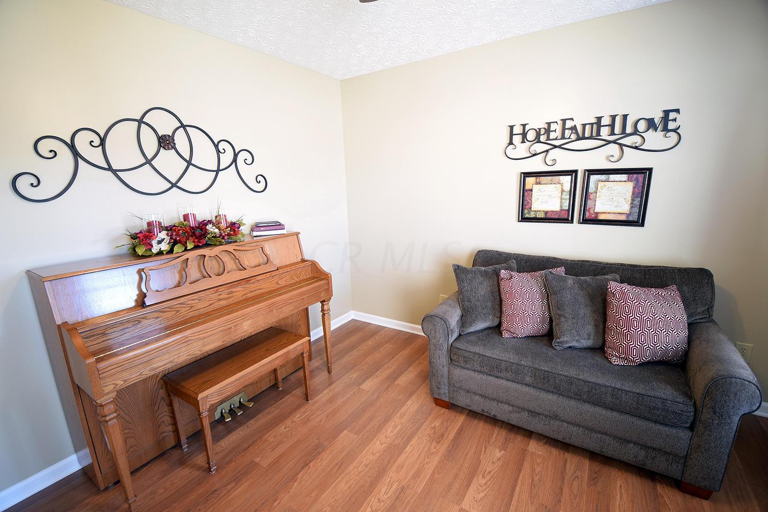 129 Stockard Loop Delaware, OH 43015 - Photo 6 of 40 Gallery Image 6