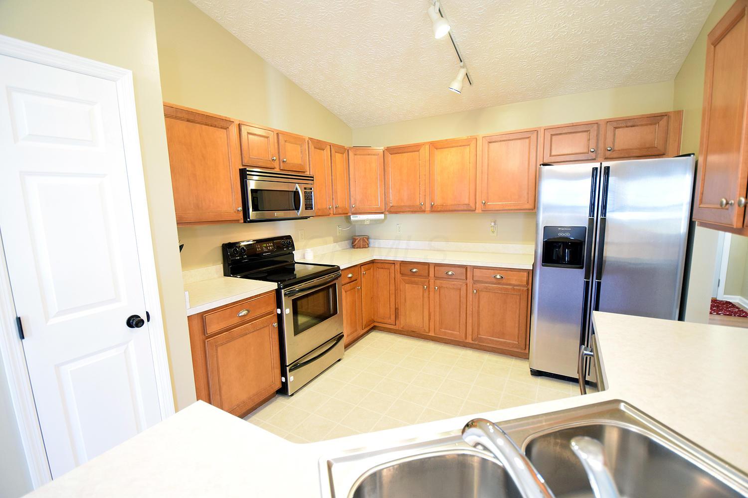 129 Stockard Loop Delaware, OH 43015 - Photo 10 of 40 Gallery Image 10