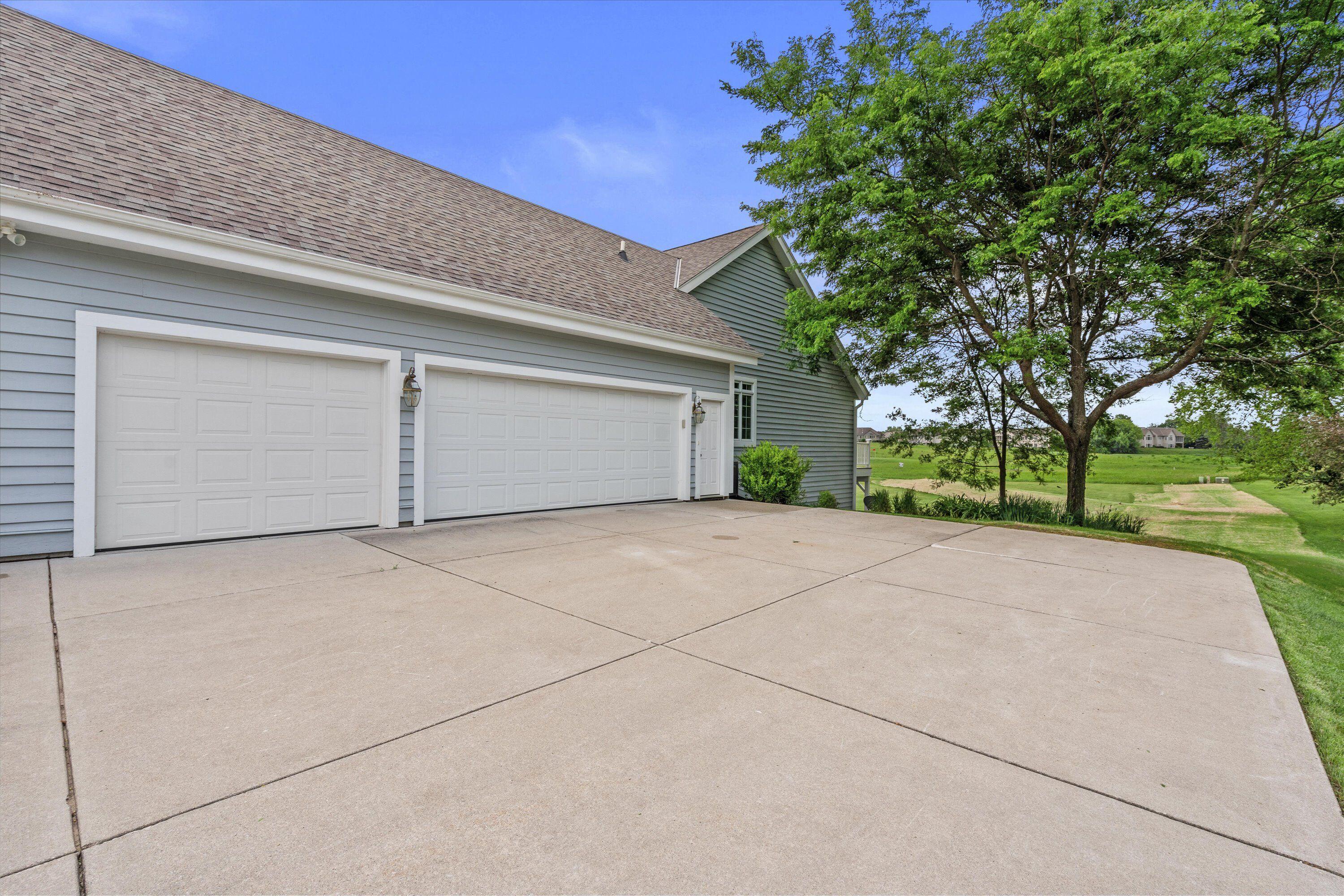 219 Muirfield Court North Prairie, WI 53153 - Photo 42 of 45 Garage