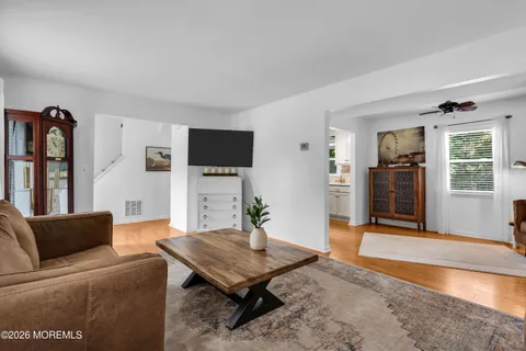 $575,000 | 1466 Arapaho Court, Toms River, NJ 08755