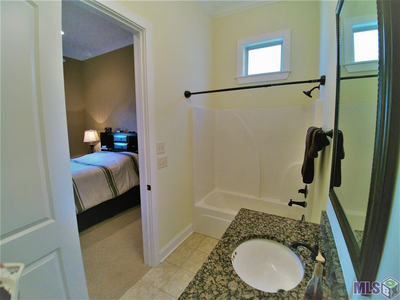 336 Rue Colette Thibodaux, LA 70301 - Photo 8 of 51 Gallery Image 8