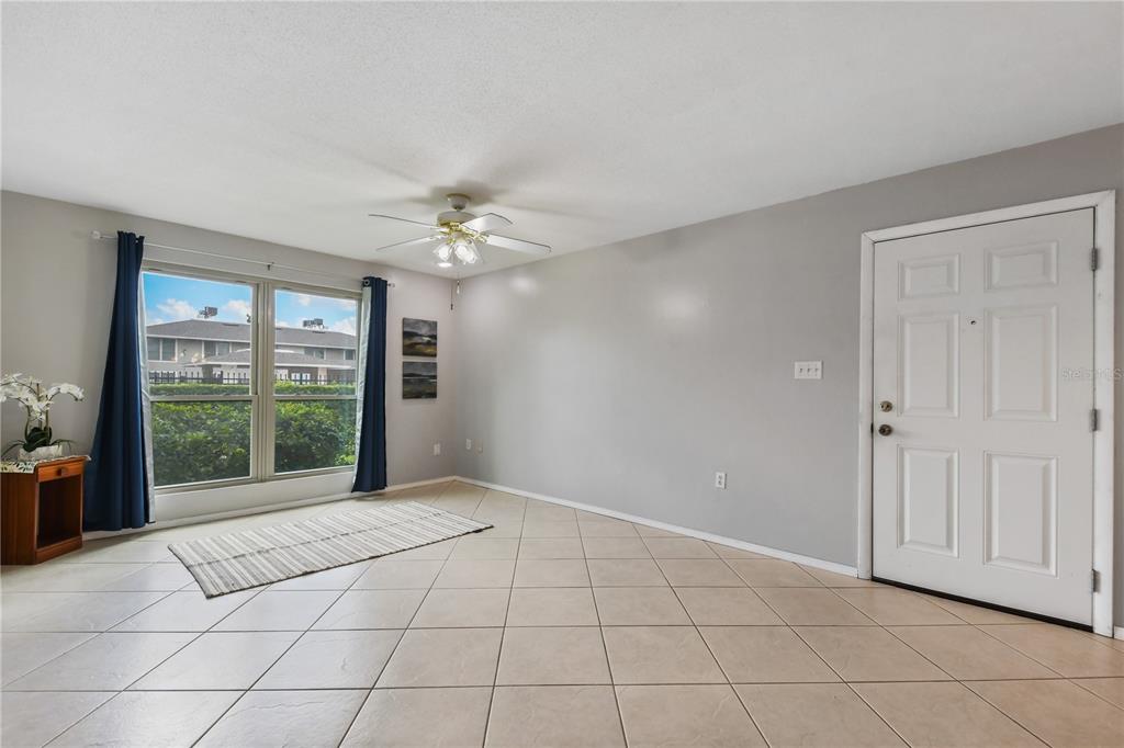 1935 South Conway Road, Unit M3 Orlando, FL 32812 - Photo 4 of 25 Gallery Image 4