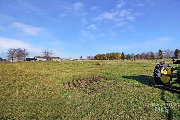 $450,000 | 411 Mountain View Lane, Burley, ID 83318