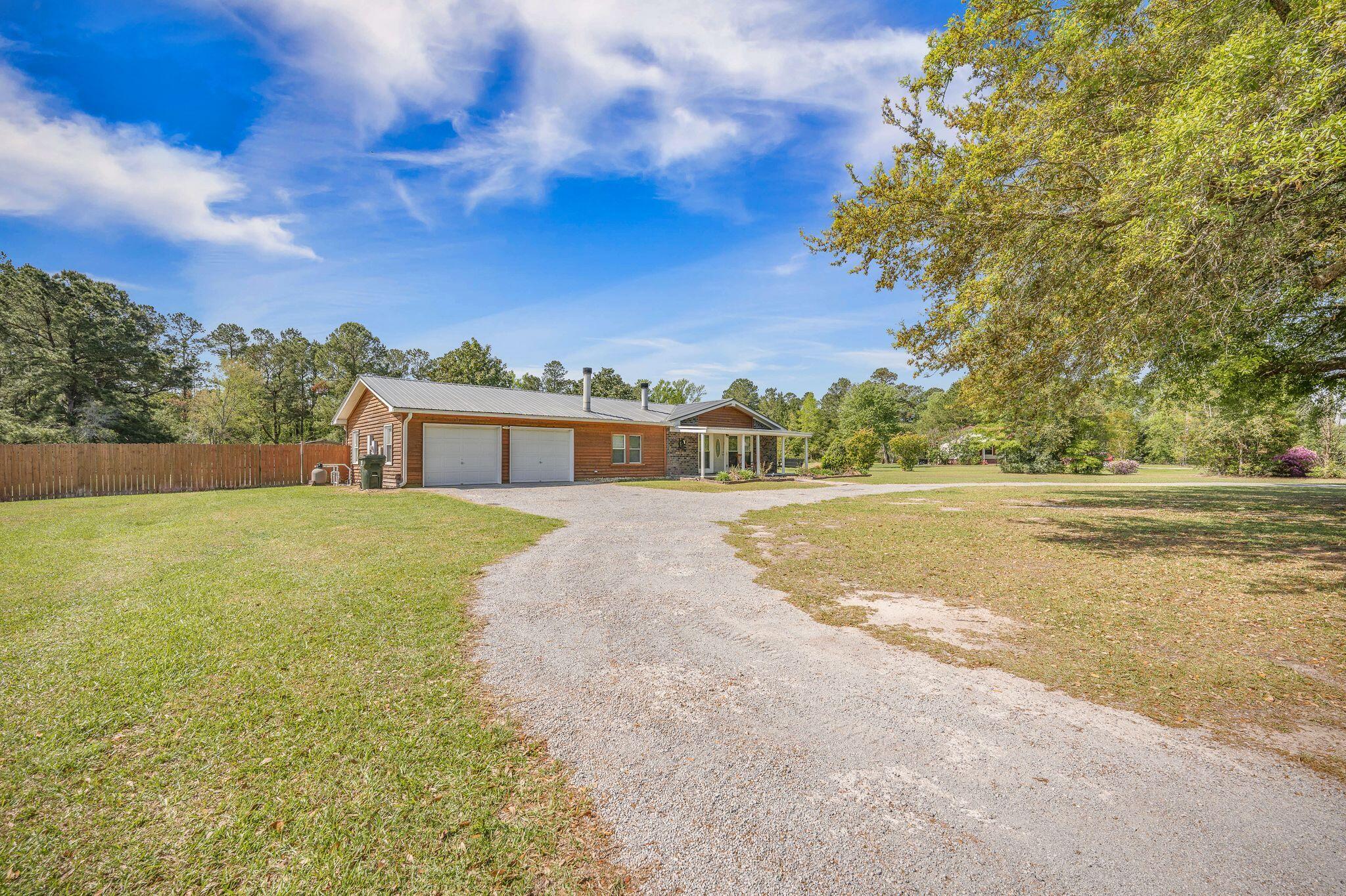 208 Mini-Farm Road Bonneau, SC 29431 - Photo 4 of 38 7_BARCLAY MEDIA CO-8