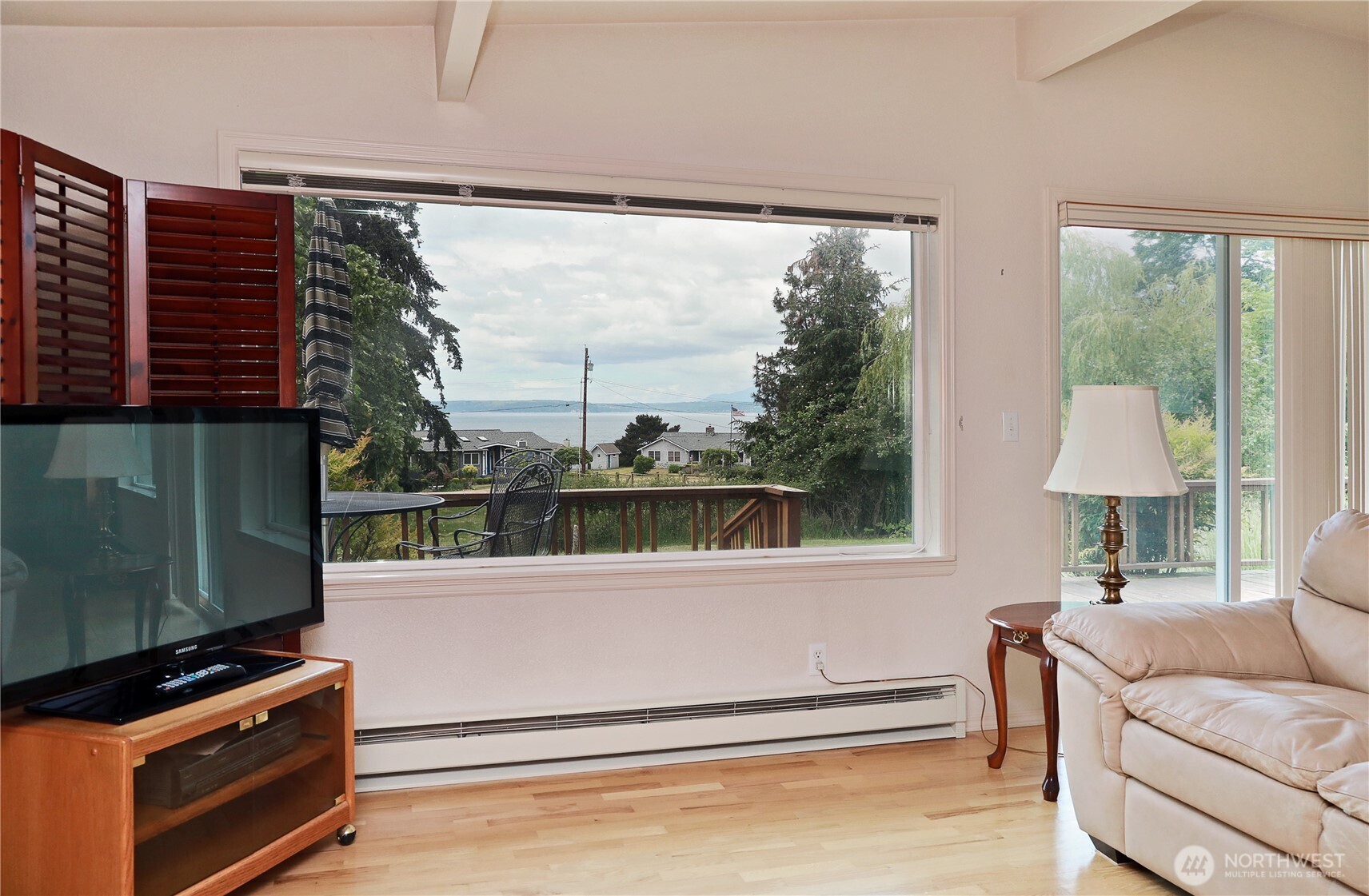 538 East Bush Point Road Freeland, WA 98249 - Photo 18 of 39